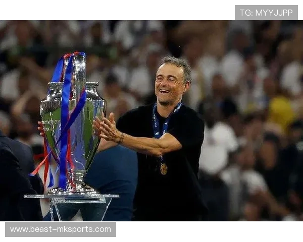 恩里克执教首秀惊艳全场，球队展现全新风貌